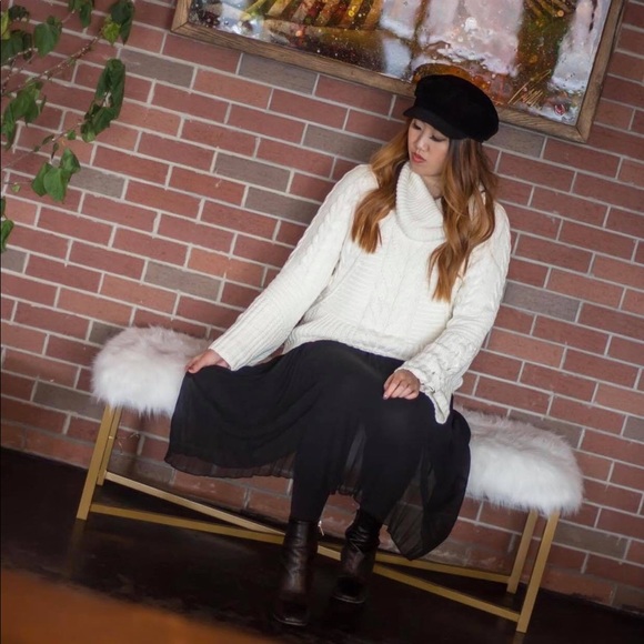 [LIKE 🆕] THACKER NYC: Black Pleated Midi Skirt - Picture 3 of 3